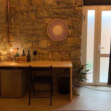 Rock & Wood - Apartment & Room La Spezia Buitenkant foto