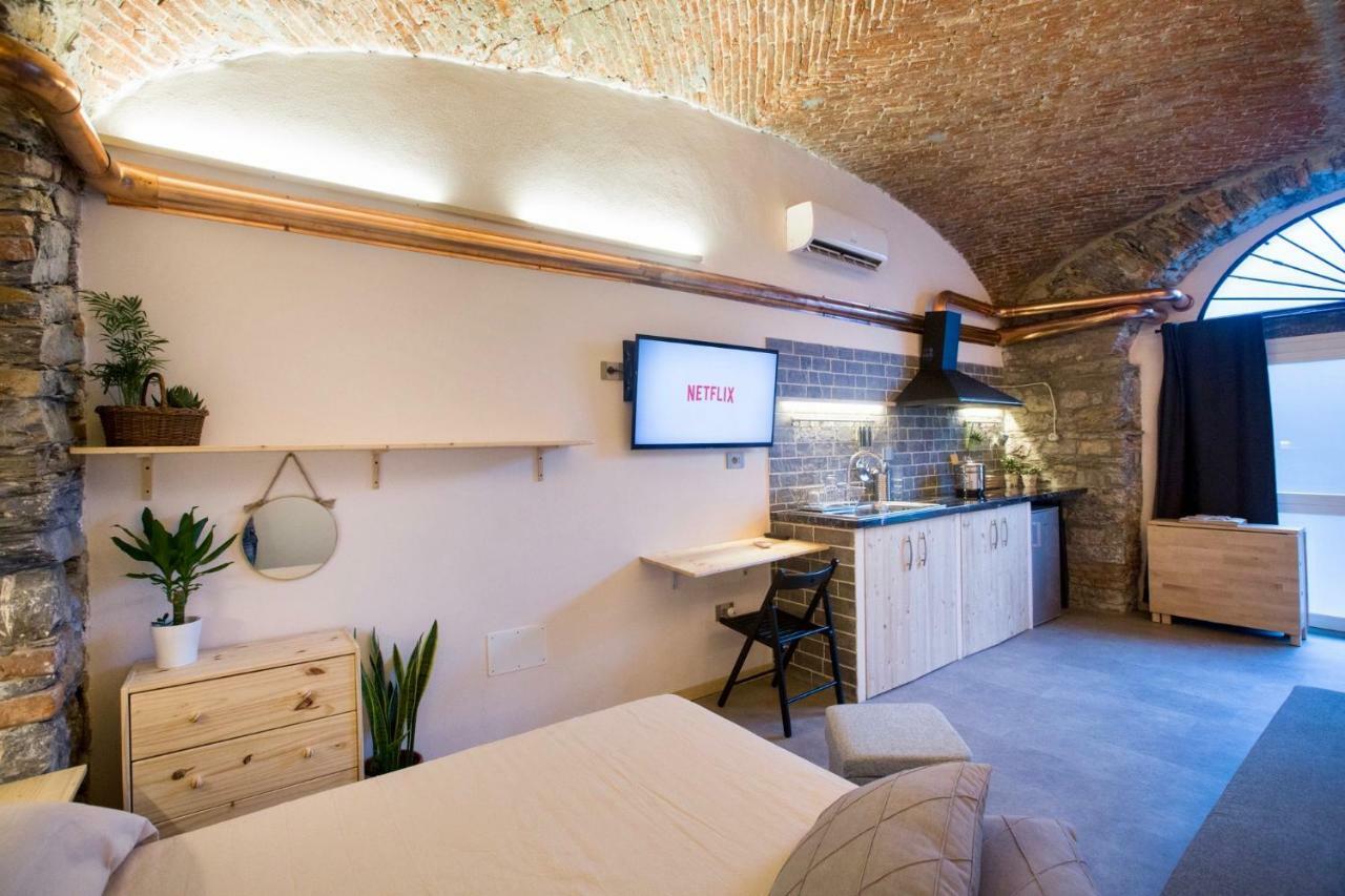 Rock & Wood - Apartment & Room La Spezia Buitenkant foto