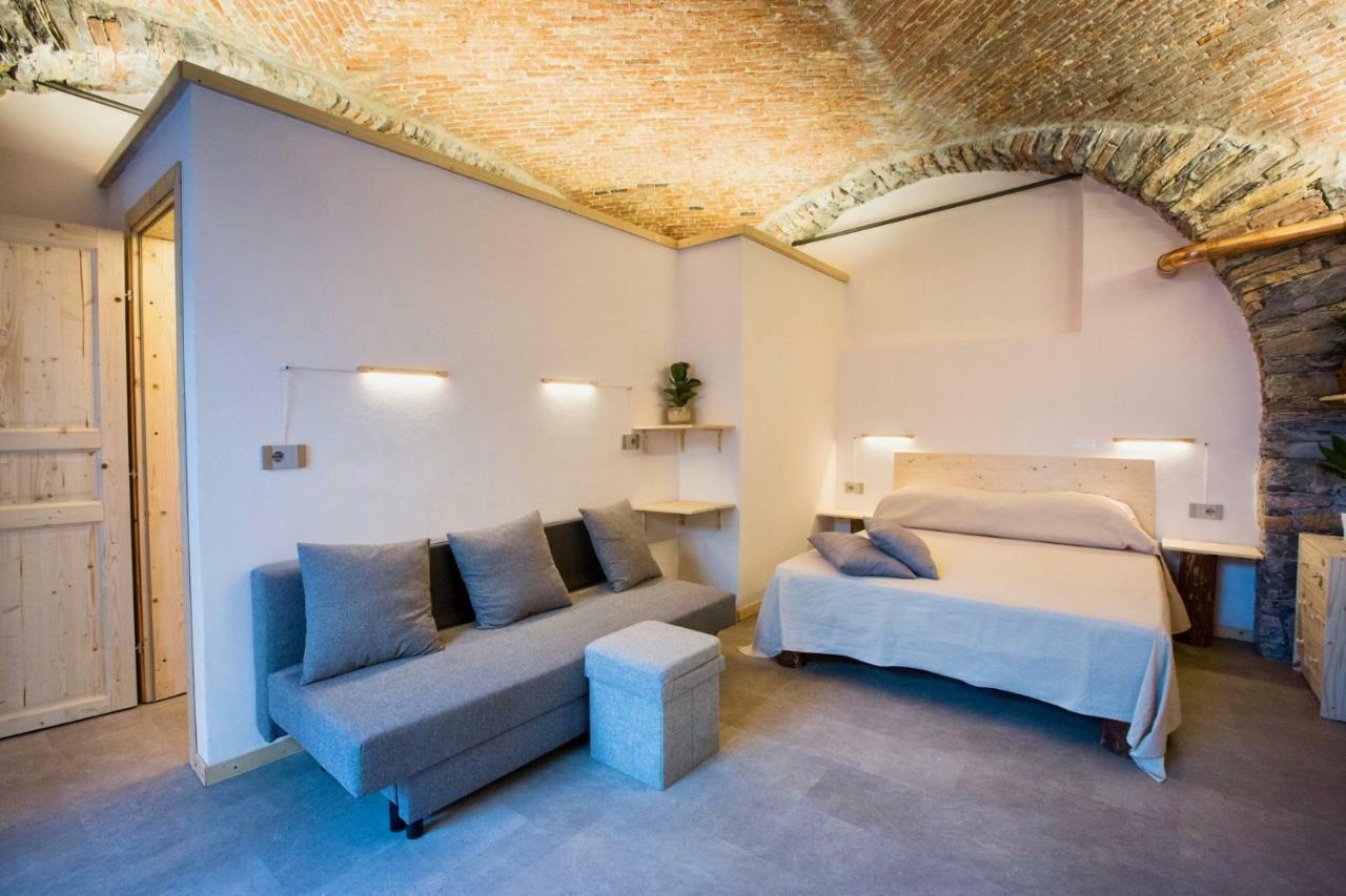 Rock & Wood - Apartment & Room La Spezia Buitenkant foto