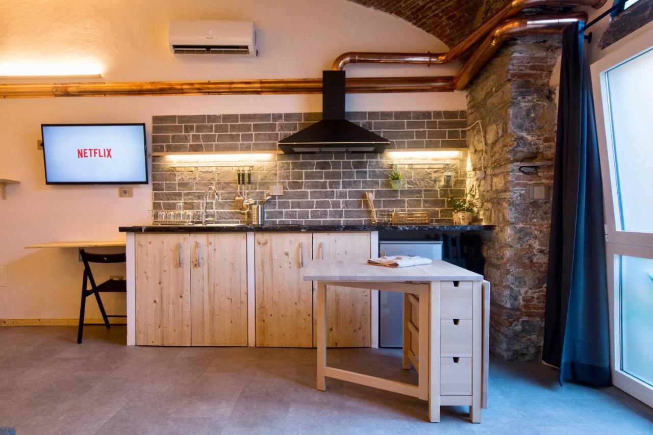 Rock & Wood - Apartment & Room La Spezia Buitenkant foto